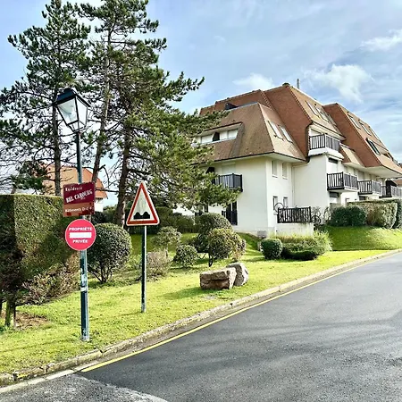 Bord De Lägenhet Cabourg